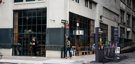 故事图片“></a>
            <figcaption>
             <img class=