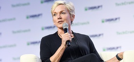 故事图片“></a>
            <figcaption>
             <img class=